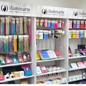 Exhibidor Iluminarte con colgante