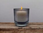 Velas en vaso rayado chico cera vegetal 8,5 x 8,5