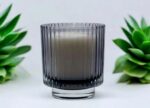Velas en vaso rayado chico cera vegetal 8,5 x 8,5 - Image 2